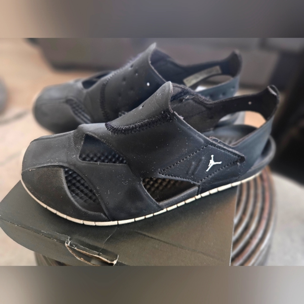 Preschool size 3 Jordan Sandals